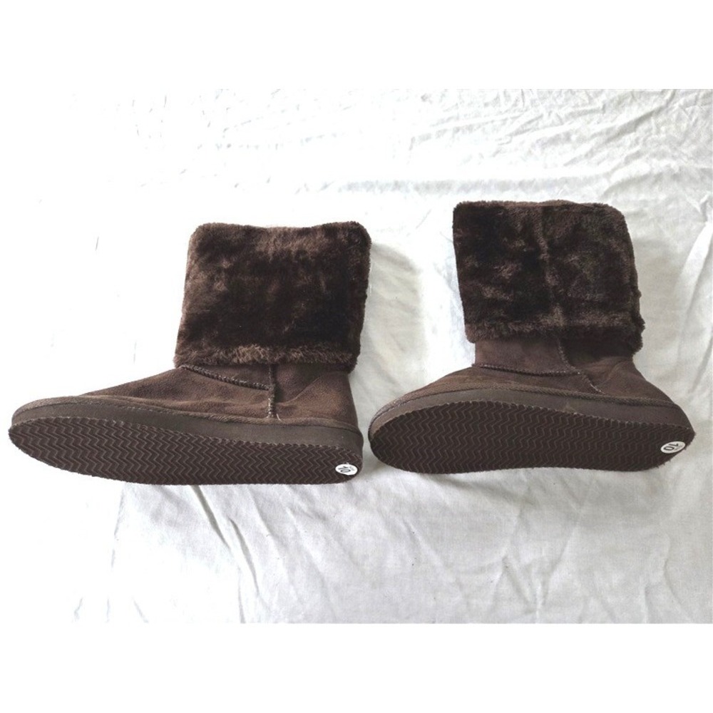 NWOT Bucco 10 Brown Faux Fur & Suede Boots 131845